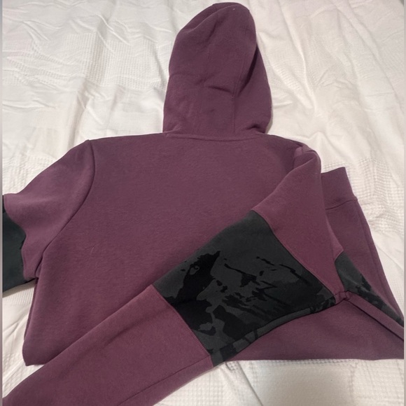 Purple Under Armour Hoodie - Picture 3 of 3